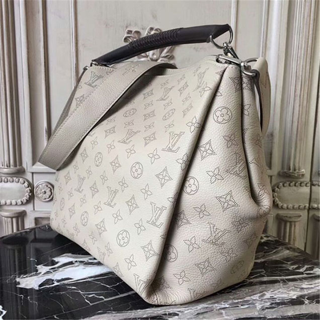 Сумка Louis Vuitton M50032 Babylone PM Hobo Bag Mahina Leather "Beige" фото № 3