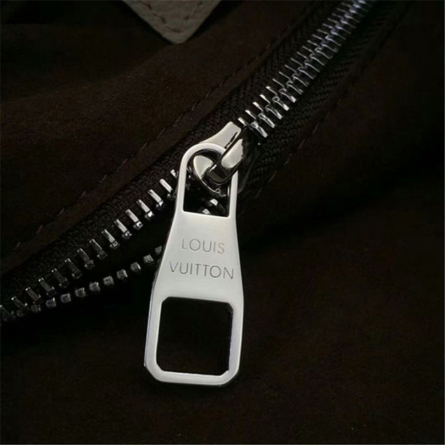 Сумка Louis Vuitton M50032 Babylone PM Hobo Bag Mahina Leather "Beige" фото № 9