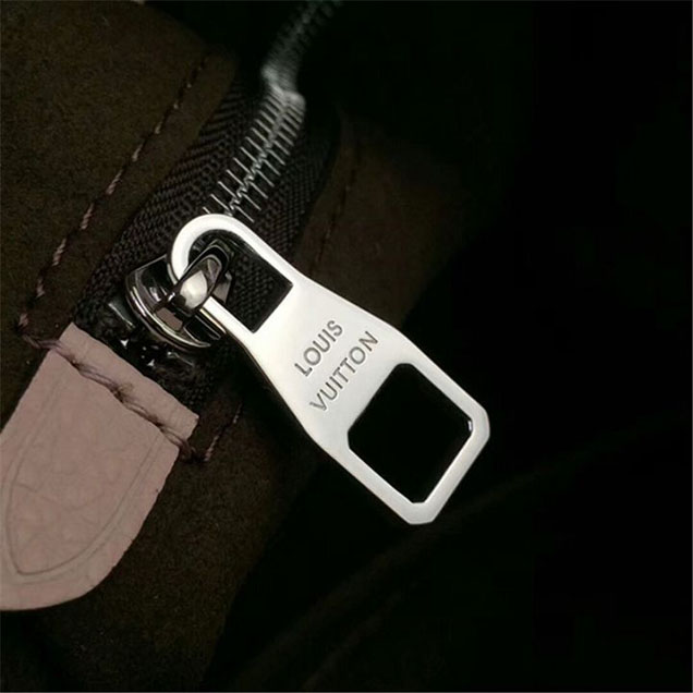 Сумка Louis Vuitton M51219 Babylone Chain BB Hobo Bag Mahina Leather "Pink" фото № 10