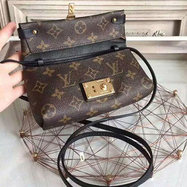 Сумка Louis Vuitton M61502 Triangle Chain Wallet Monogram Canvas "Brown" фото № 7