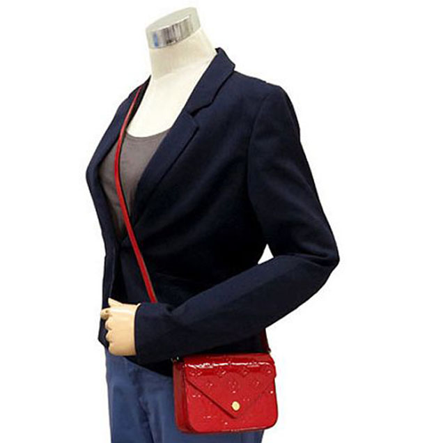 Сумка Louis Vuitton M90282 Mini Sac Lucie Crossbody Bag Monogram Vernis "Red" фото № 10