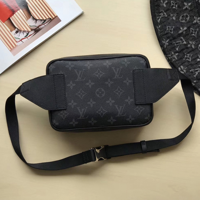 Сумка Louis Vuitton Outdoor Bumbag M30245 Taiga Leather "Black" фото № 3