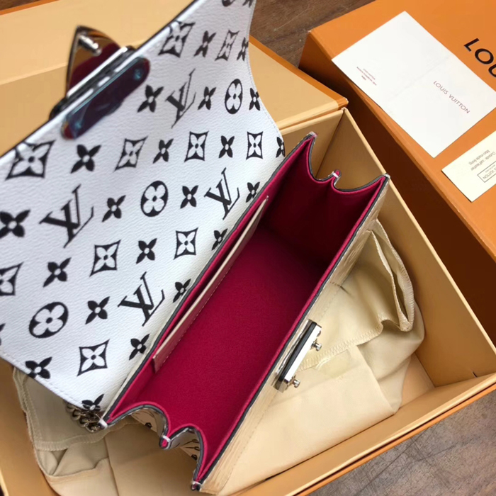 Сумка Louis Vuitton LV Wynwood M90442 Monogram Vernis Creme "Beige" фото № 10