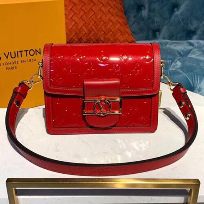 Сумка Louis Vuitton Mini Dauphine M90499 Monogram Vernis "Red" фото № 2