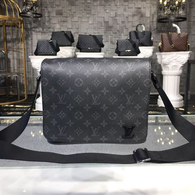 Сумка Louis Vuitton District PM Messenger Bag 26cm Monogram Eclipse Canvas Fall Winter 2018 Collection M44000 Infini "Black" фото № 2
