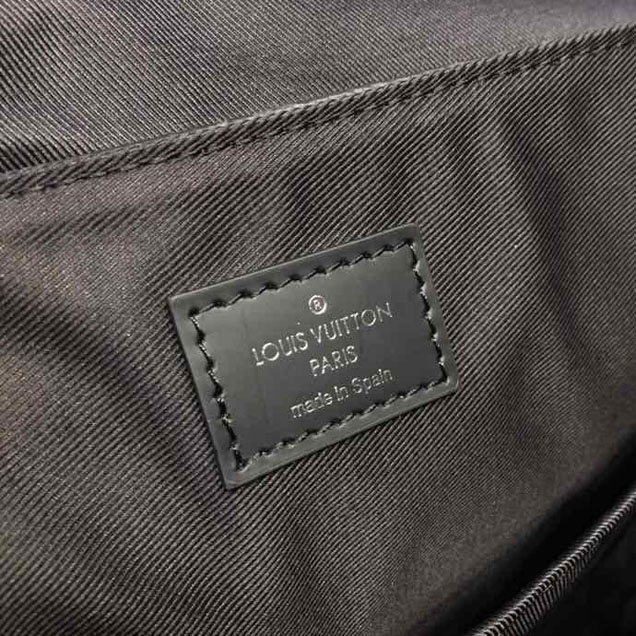 Сумка Louis Vuitton District PM Messenger Bag 26cm Monogram Eclipse Canvas Fall Winter 2018 Collection M44000 Infini "Black" фото № 6