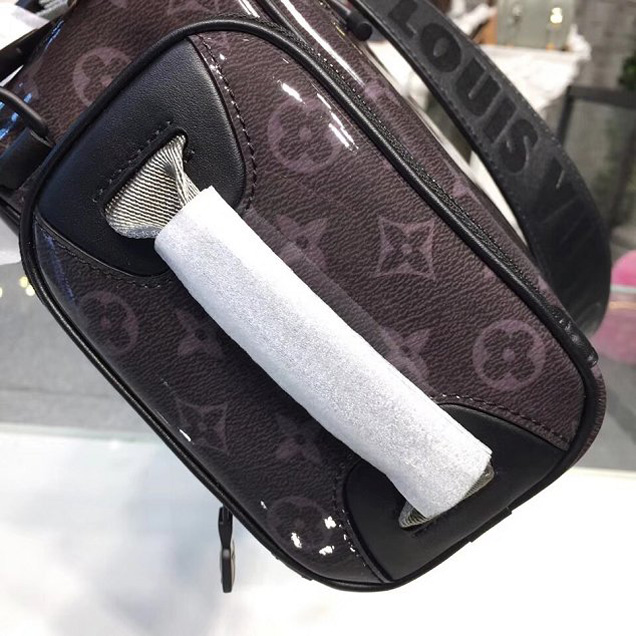 Сумка Louis Vuitton Monogram Eclipse Glaze Canvas Camera Bag 2018 "Purple" фото № 7