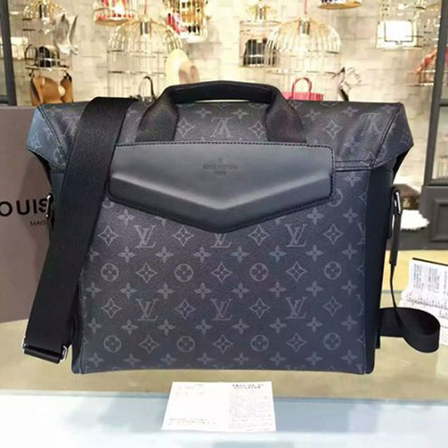 Сумка Louis Vuitton M40510 Messenger MM Voyager Messenger Bag Monogram Eclipse Canvas "Black" фото № 4
