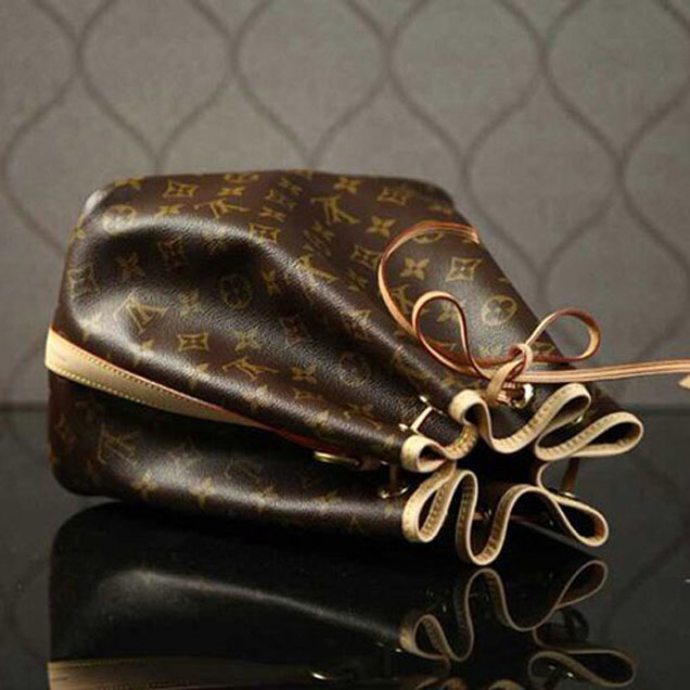 Сумка Louis Vuitton M42226 Petit Noe Shoulder Bag Monogram Canvas "Brown" фото № 4