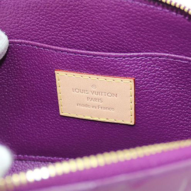 Косметичка Louis Vuitton M90157 Cosmetic Pouch Monogram Vernis "Purple" фото № 8