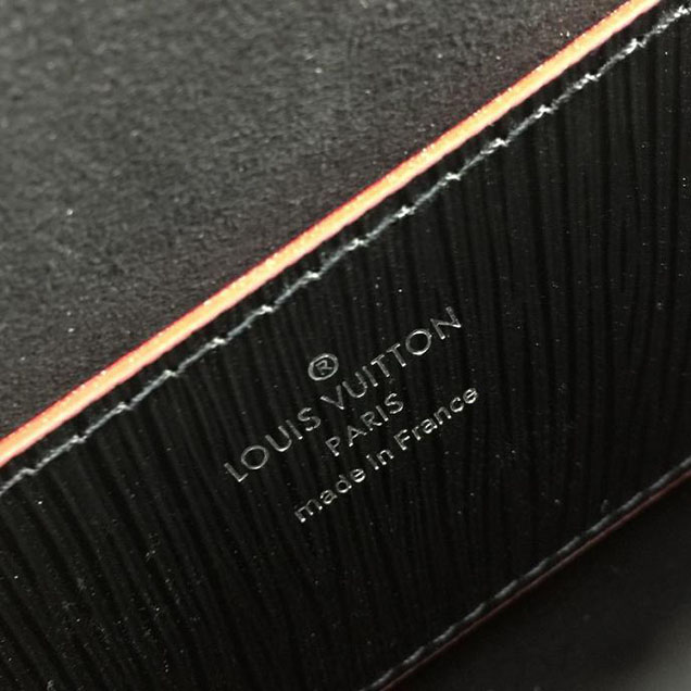 Сумка Louis Vuitton Twist MM M53531 Epi Leather "Black" фото № 10