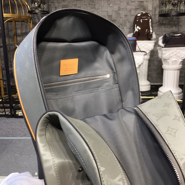 Рюкзак Louis Vuitton Monogram Titanium Backpack GM M43881 фото № 9