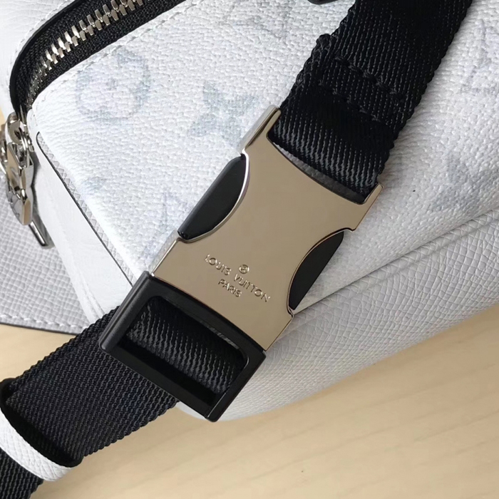 Сумка Louis Vuitton Outdoor Bumbag M30247 Taiga Leather Silver "White" фото № 8