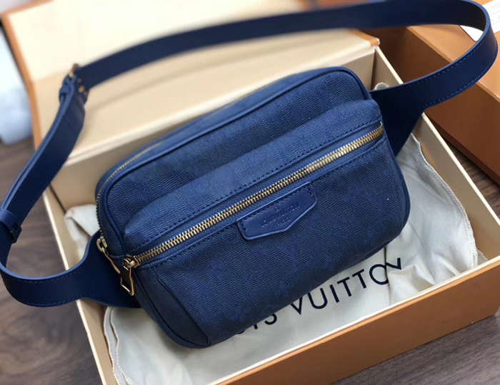 Сумка Louis Vuitton Outdoor Bumbag M44741 Monogram Denim "Navy Blue" фото № 3