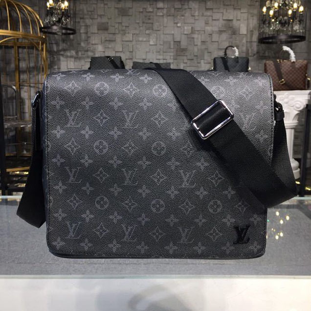 Сумка Louis Vuitton District MM Messenger Bag 32cm Monogram Eclipse Canvas Fall Winter 2018 Collection M44001 Infini "Black" фото № 2