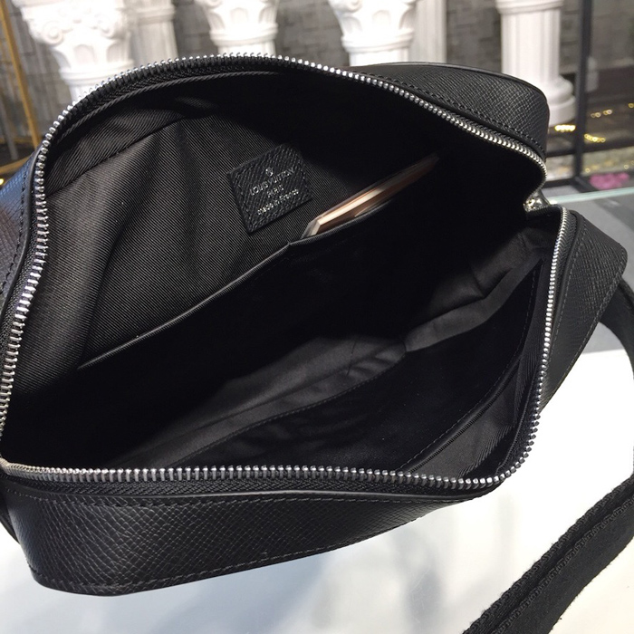 Сумка Louis Vuitton Anton Messenger PM M33427 Taiga Leather "Black" фото № 9