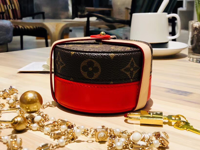 Шкатулка Louis Vuitton Lock Me Box GM GI0352 Monogram Canvas Red "Brown" фото № 4