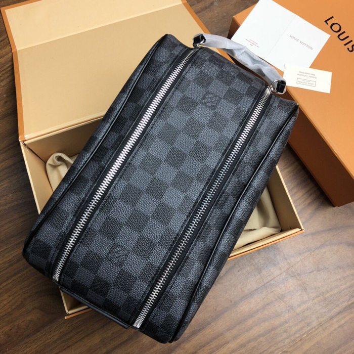 Косметичка Louis Vuitton King Size Toiletry Bag N47526 Damier Graphite Canvas "Graphite" фото № 3