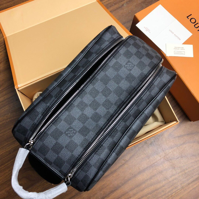 Косметичка Louis Vuitton King Size Toiletry Bag N47526 Damier Graphite Canvas "Graphite" фото № 8