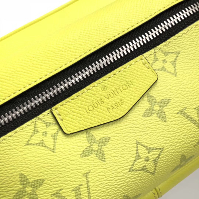 Сумка Louis Vuitton Outdoor Bumbag M30251 Taiga Leather "Lime Green" фото № 7