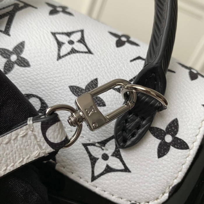 Рюкзак Louis Vuitton Hot Springs Backpack M53637 Patent Leather "Black" фото № 8