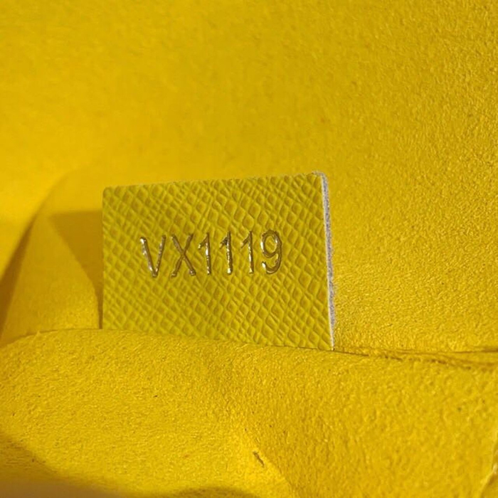 Клатч Louis Vuitton Pochette Jour GM M68198 Epi Leather "Black" фото № 9