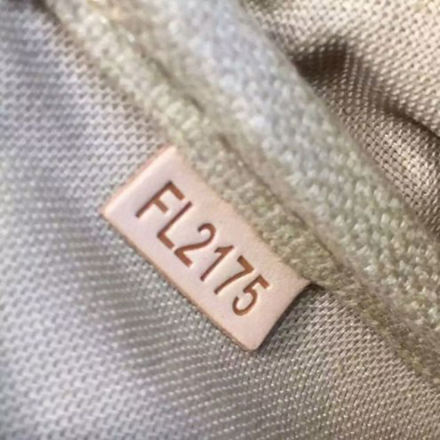 Сумка Louis Vuitton N41275 Favorite MM Damier Azur Canvas "White" фото № 10