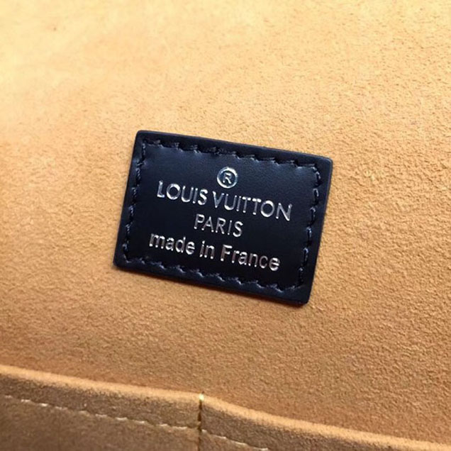 Сумка Louis Vuitton Epi Leather Cluny BB M51964 "White" фото № 7