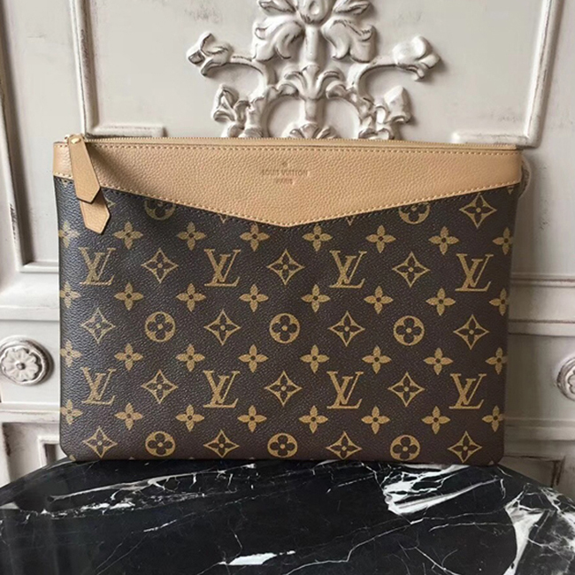 Клатч Louis Vuitton M64591 Daily Pouch Monogram Canvas Sesame "Brown" фото № 2