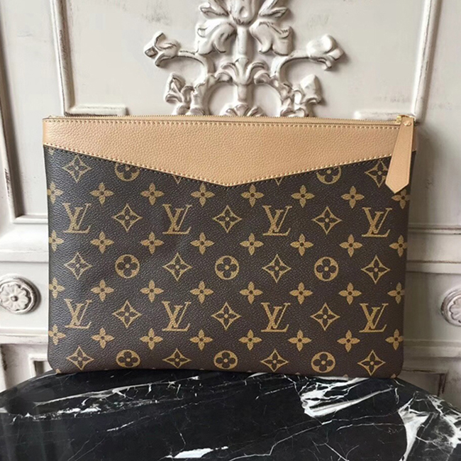 Клатч Louis Vuitton M64591 Daily Pouch Monogram Canvas Sesame "Brown" фото № 4