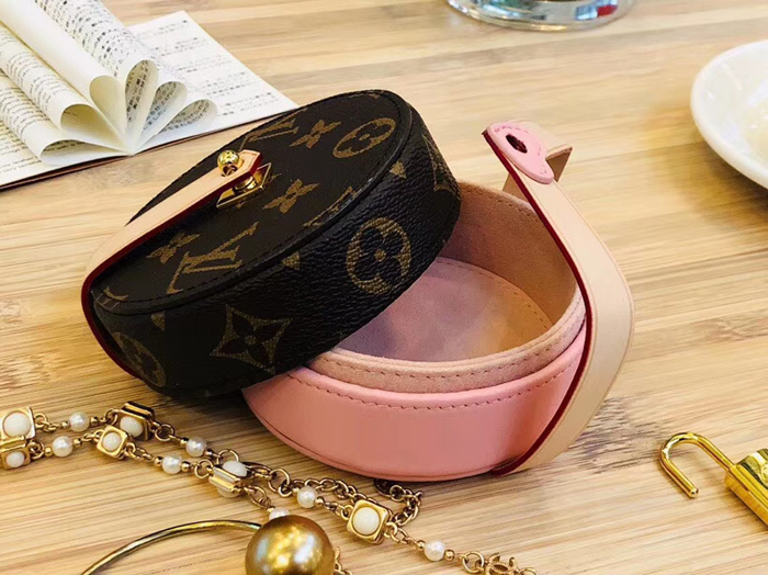 Шкатулка Louis Vuitton Lock Me Box PM GI0353 Monogram Canvas Pink "Brown" фото № 7