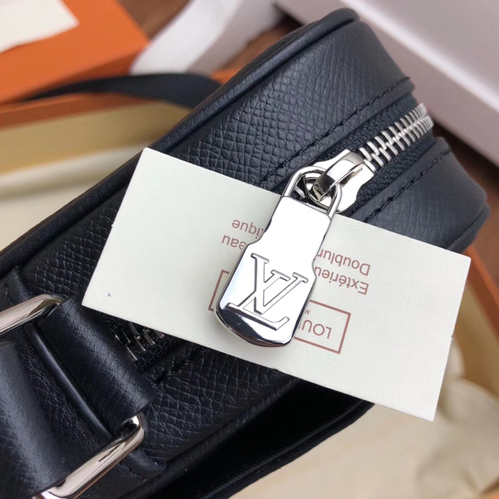 Сумка Louis Vuitton Alex Messenger PM M30260 Taiga Leather "Black" фото № 8