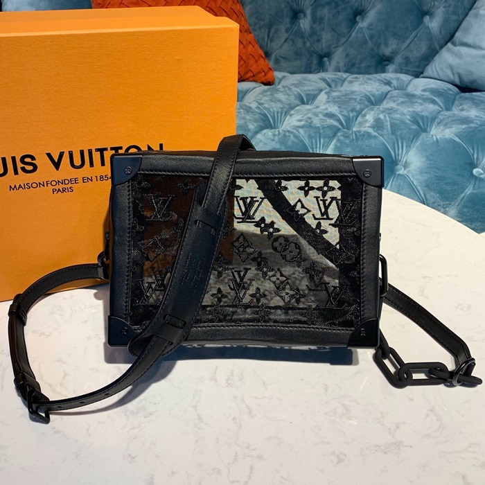 Сумка Louis Vuitton Soft Trunk M53964 Monogram Canvas "Black" фото № 4