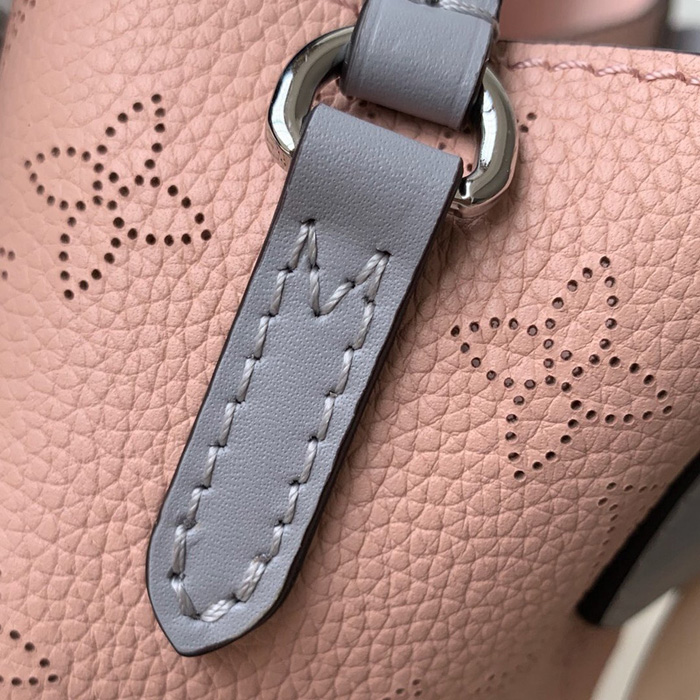 Сумка Louis Vuitton Hina PM M53938 Mahina Leather Magnolia "Pink" фото № 8