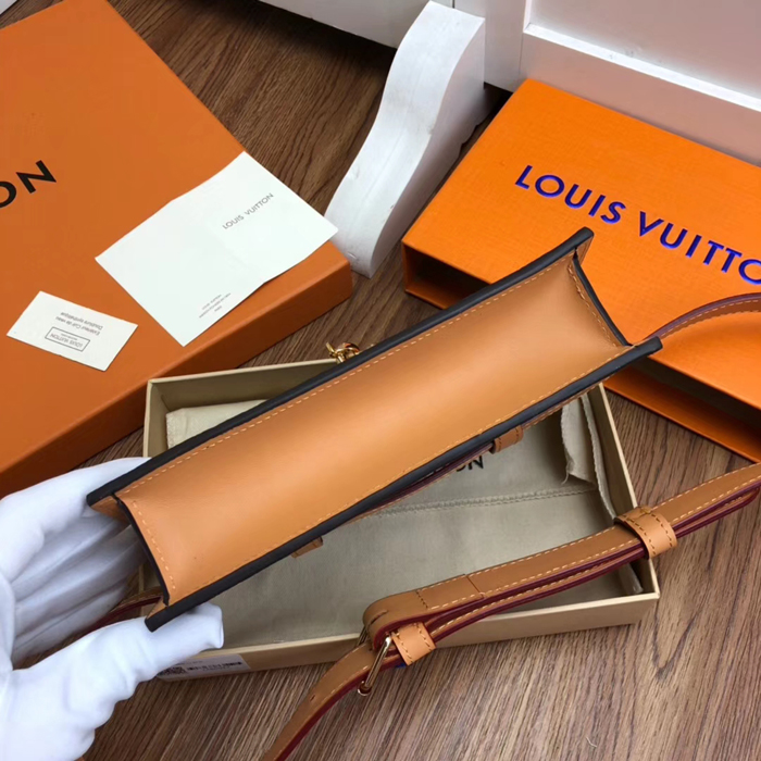 Сумка Louis Vuitton S Lock Belt Pouch PM M44667 Monogram Canvas "Brown" фото № 6