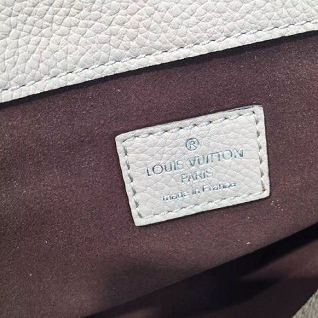 Сумка Louis Vuitton M41791 Sevres Shoulder Bag Mahina Leather "Beige" фото № 10