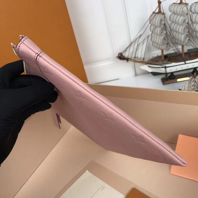 Клатч Louis Vuitton M62938 Daily Pouch Monogram Empreinte Leather Rose Poudre "Pink" фото № 6