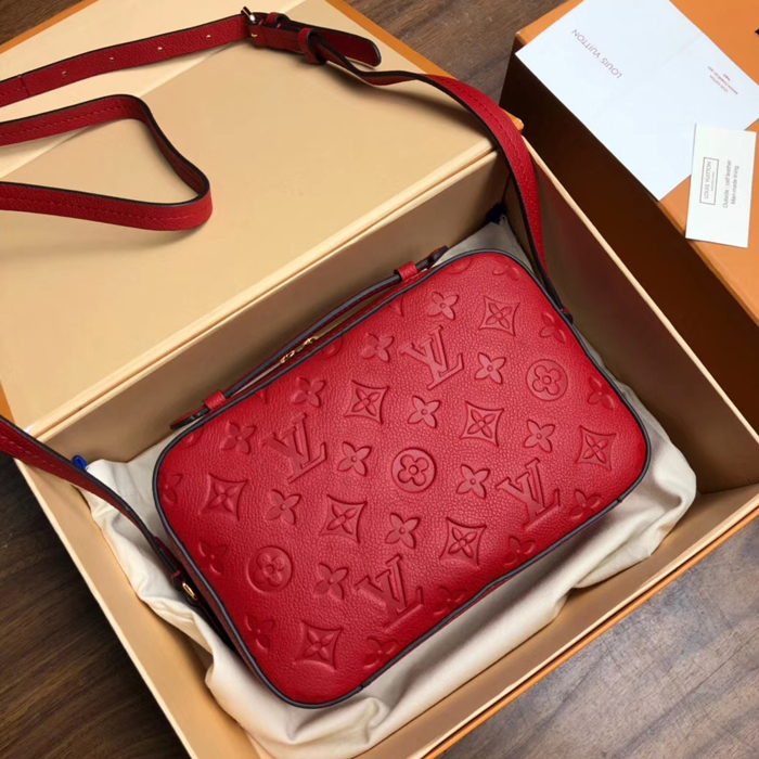 Сумка Louis Vuitton Saintonge M44606 Monogram Empreinte Leather Scarlet "Red" фото № 4