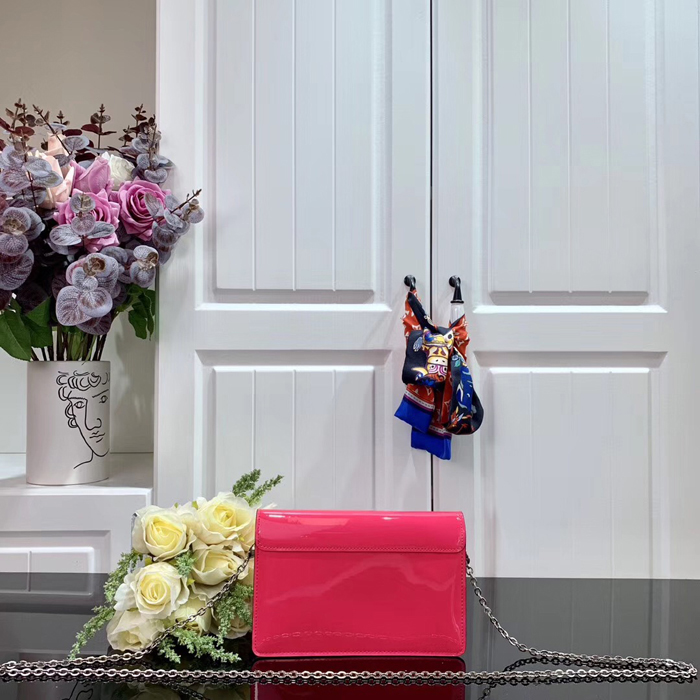 Сумка Louis Vuitton Cherrywood Chain Wallet M67793 Monogram Vernis Berlingot "Pink" фото № 4