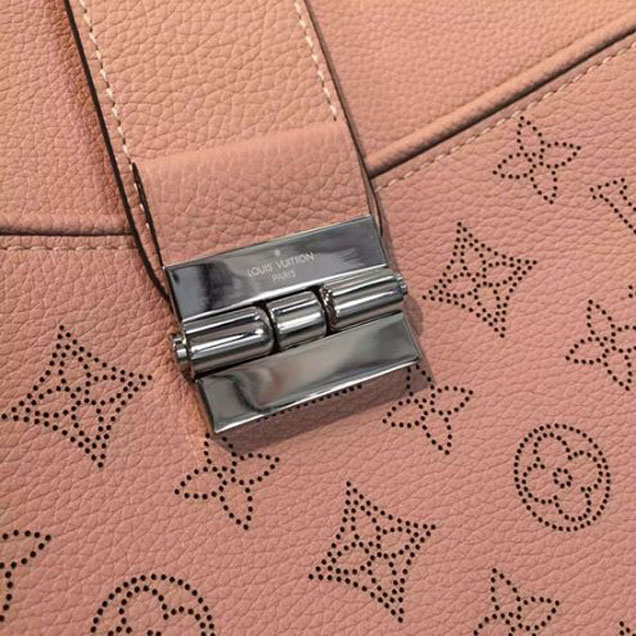 Сумка Louis Vuitton M41789 Sevres Shoulder Bag Mahina Leather "Pink" фото № 7