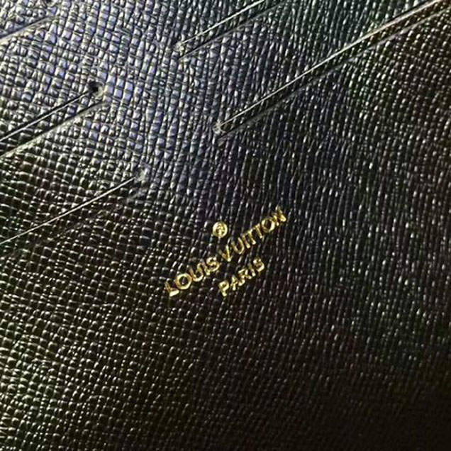 Клатч Louis Vuitton M66649 Pochette Voyage GM Monogram Coated Canvas "White" фото № 10