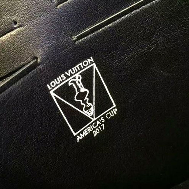 Клатч Louis Vuitton N60049 Pochette Voyage MM Damier Azur Canvas "White" фото № 10