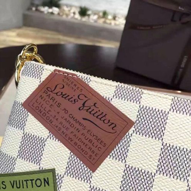 Сумка Louis Vuitton N63078 Pochette Milla MM Damier Azur Canvas "White" фото № 6