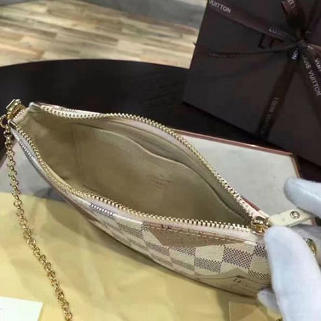 Сумка Louis Vuitton N63078 Pochette Milla MM Damier Azur Canvas "White" фото № 9