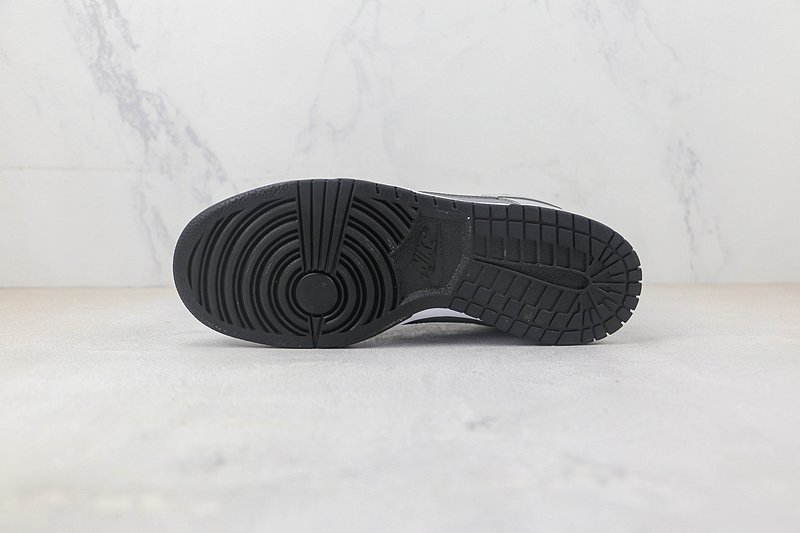 Nike SB Dunk Low "Video Game" фото № 9