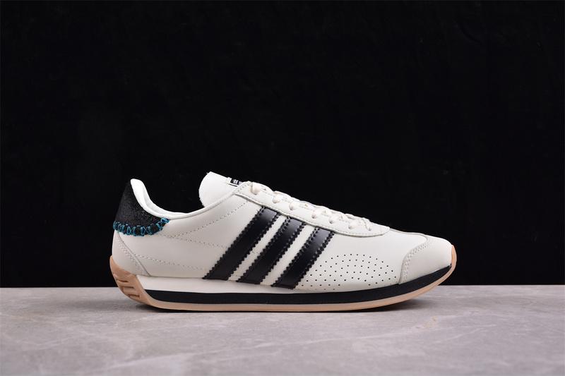 Fefei Ruan x Adidas Country OG "Chinese New Year Pack" фото № 2