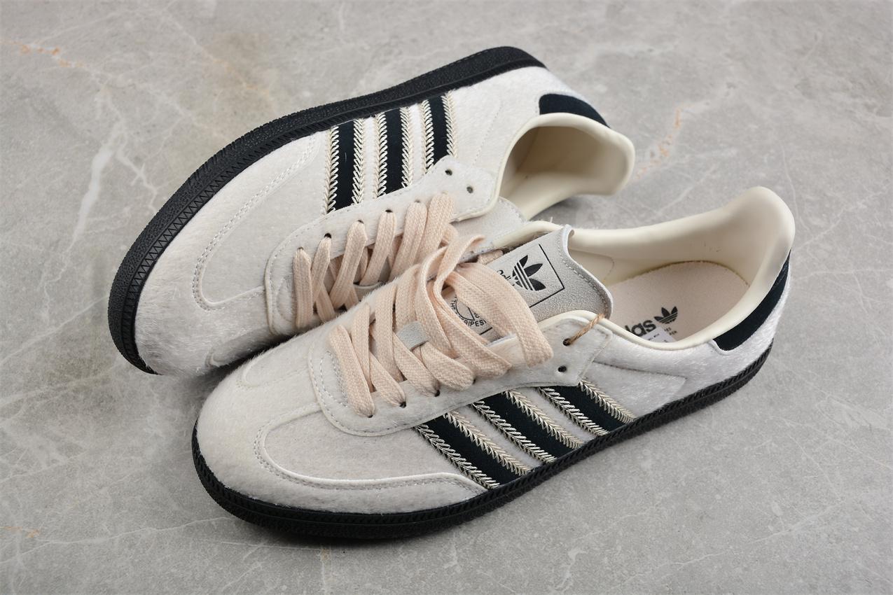 Adidas Samba OG "Wonder White" фото № 6
