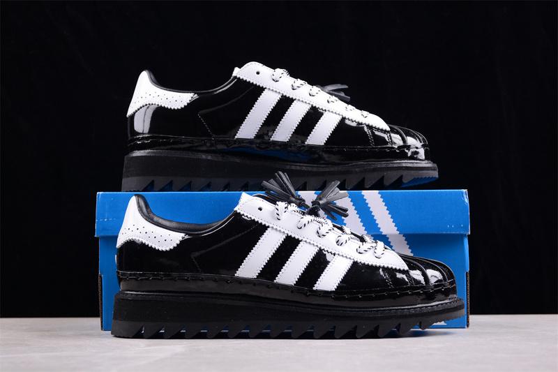 CLOT x Adidas Superstar "Black Crystal Sand" фото № 4