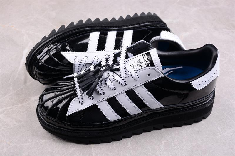 CLOT x Adidas Superstar "Black Crystal Sand" фото № 3