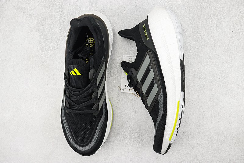 Adidas Ultraboost Light "Core Black" фото № 6